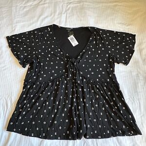 NWT Torrid Black Blouse Elegant Top Size 1